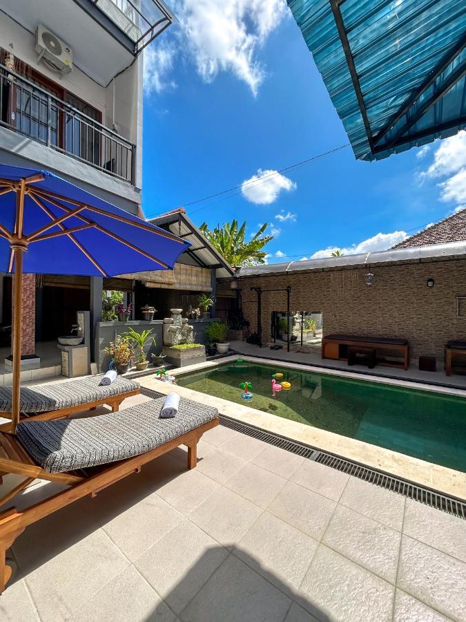 James Guest House Wisma tamu